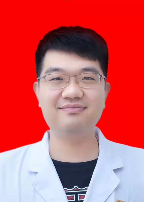 李洪彬证件照.jpg